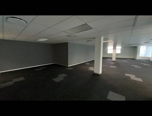 185M² OFFICE TO LET IN BRYANSTON